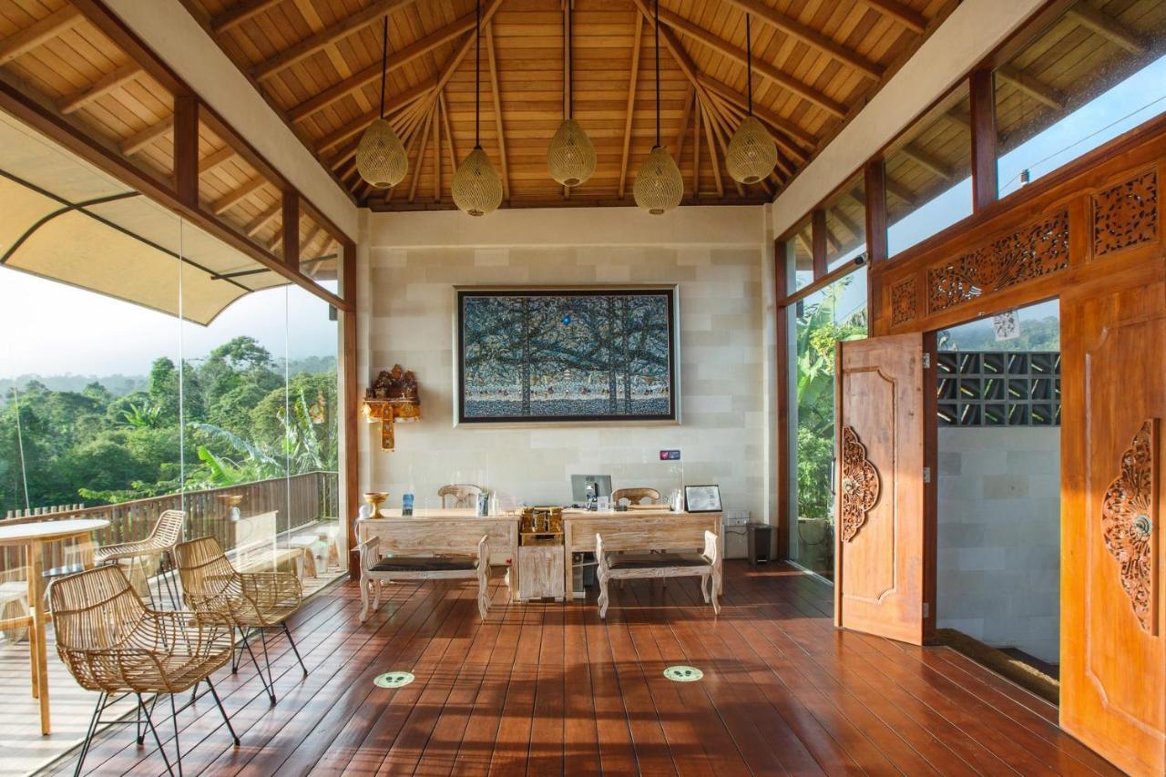 Giriwood Hotel & Villa Munduk エクステリア 写真
