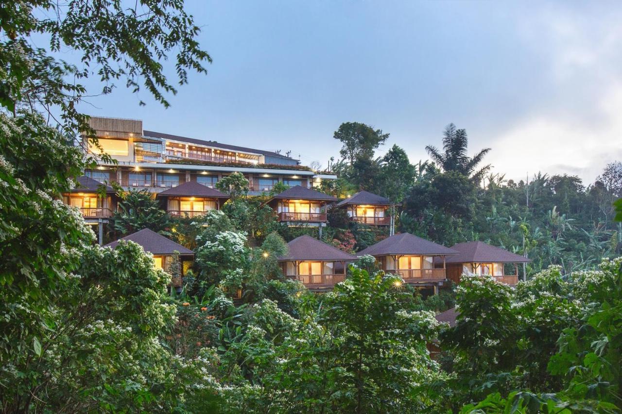 Giriwood Hotel & Villa Munduk エクステリア 写真