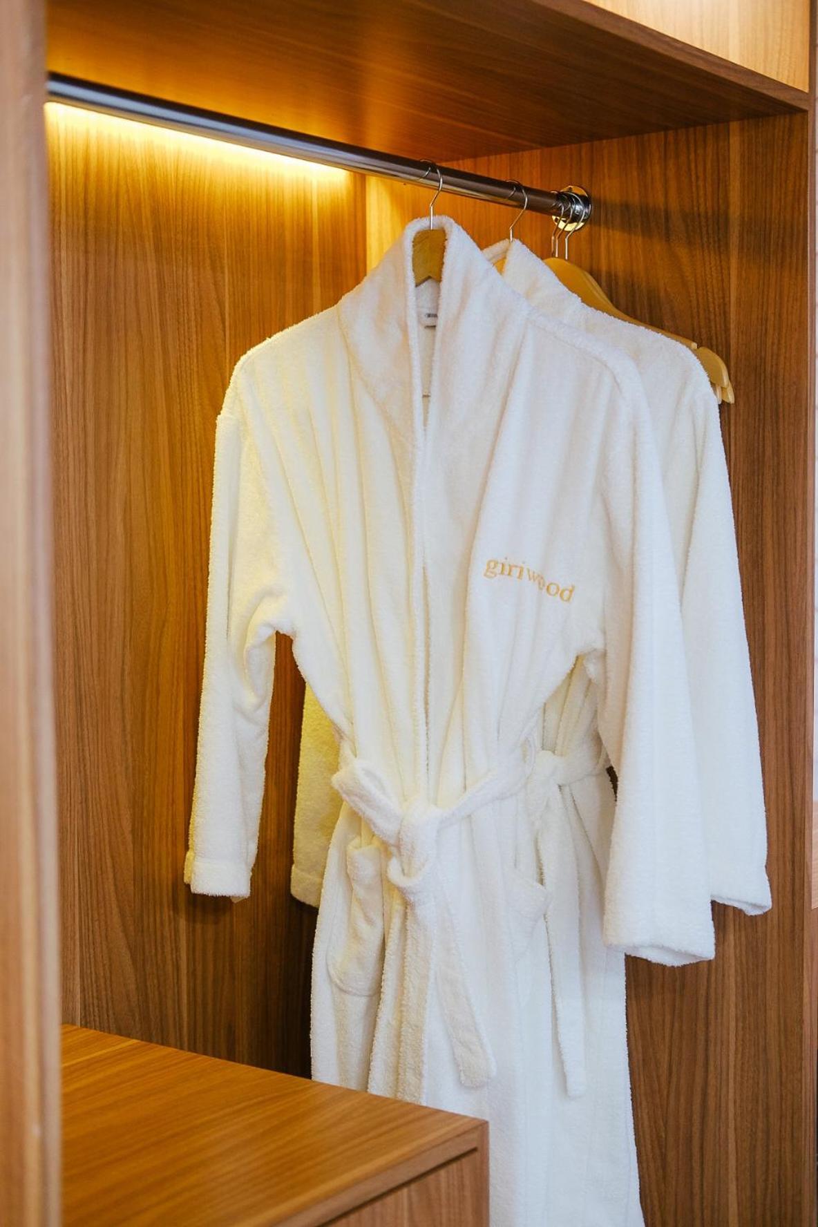 Giriwood Hotel & Villa Munduk エクステリア 写真